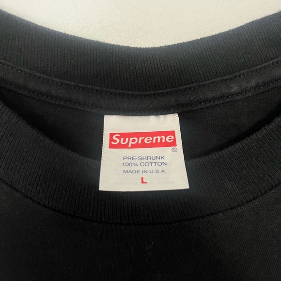 Supreme Black T-Shirt - Picture 3 of 3